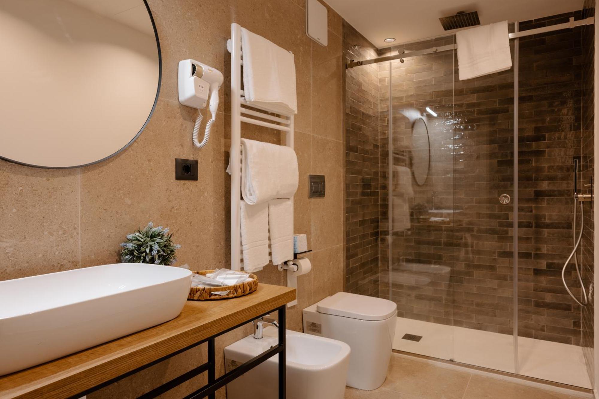 Belladonna Hotel Pedara Ngoại thất bức ảnh